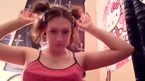 Snapshot of spoiledprincess4 chatting on January 26, 7:32 am spoiledprincess4 online show from January 26, 7:32 am