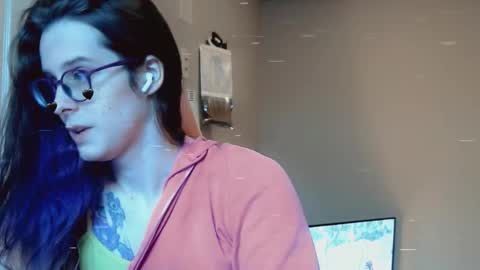 Snapshot of spooky_ghost_girl chatting on February 14, 6:59 pm Transghostgirl online show from February 14, 6:59 pm