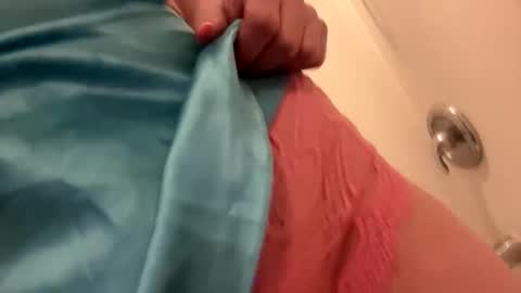 sporegeous online show from February 11, 6:07 am