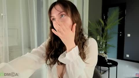 Lily  my new acc3 online show from May 4, 6:31 am
