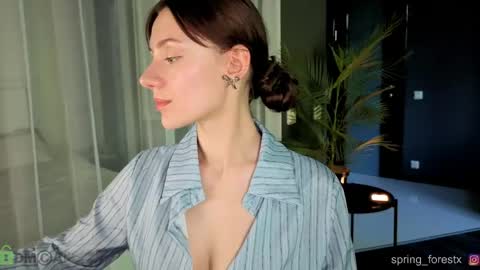 Lily  my new acc3 online show from May 14, 2:57 pm