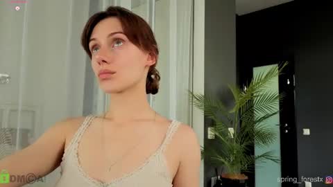 Snapshot of spring_forestxx chatting on June 27, 1:39 pm Lily my new acc3 online show from June 27, 1:39 pm