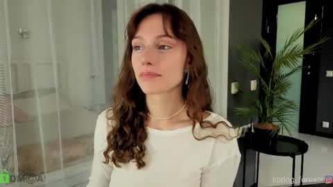 Snapshot of spring_forestxx chatting on July 3, 2:01 pm Lily my new acc3 online show from July 3, 2:01 pm
