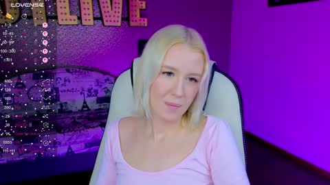 Snapshot of springajara chatting on February 7, 12:53 pm Vetta online show from February 7, 12:53 pm