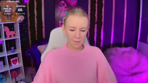 Snapshot of springajara chatting on April 1, 12:28 pm Vetta online show from April 1, 12:28 pm