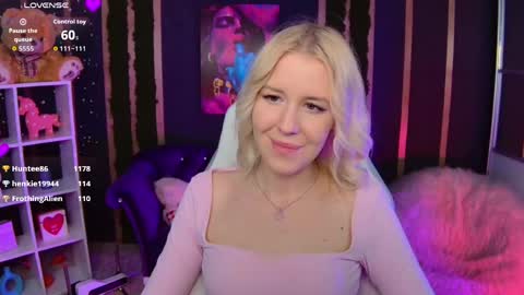 Snapshot of springajara chatting on April 29, 5:52 pm Vetta online show from April 29, 5:52 pm