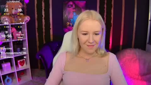 Snapshot of springajara chatting on May 7, 5:18 pm Vetta online show from May 7, 5:18 pm