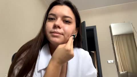 Luina online show from May 14, 9:27 am
