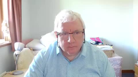 springtine online show from May 24, 3:06 pm