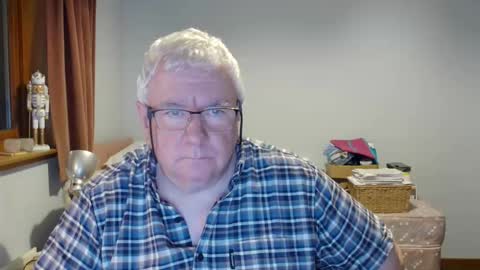 springtine online show from May 26, 11:45 pm