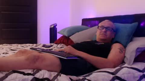 Spun male online show from July 7, 7:34 am