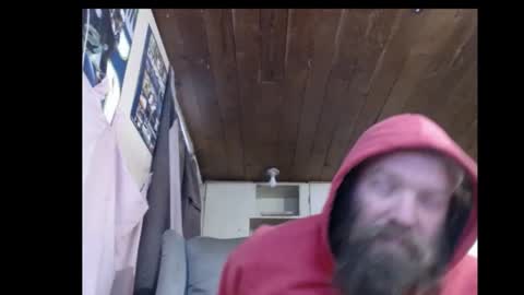 Snapshot of squegly chatting on December 28, 11:26 pm Bryan online show from December 28, 11:26 pm