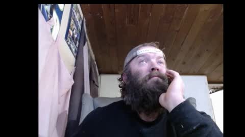 Snapshot of squegly chatting on December 29, 8:00 am Bryan online show from December 29, 8:00 am