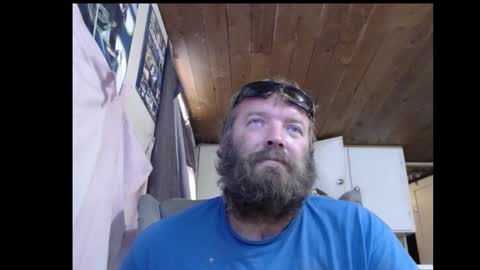 Snapshot of squegly chatting on September 20, 8:21 pm Bryan online show from September 20, 8:21 pm