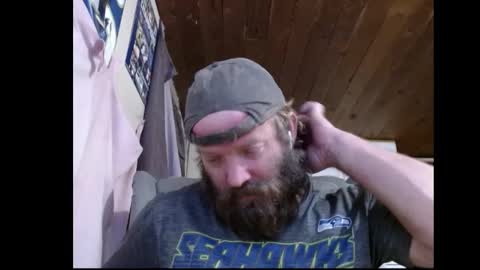 Snapshot of squegly chatting on October 7, 9:50 am Bryan online show from October 7, 9:50 am