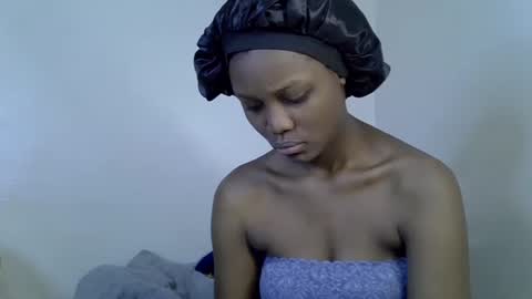 Tashy online show from November 3, 7:37 pm