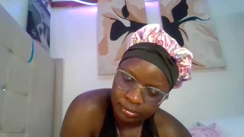 Juicy online show from May 31, 12:08 am