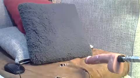 slutty online show from March 13, 2:18 am