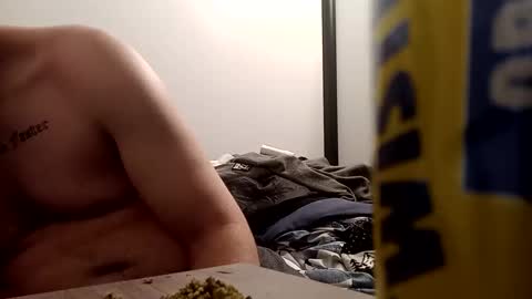 Snapshot of squirtinmyface6 chatting on February 4, 8:46 am squirtinmyface6 online show from February 4, 8:46 am