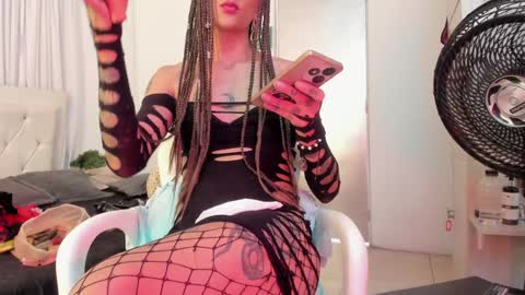 Srta. Fox online show from December 3, 4:17 pm