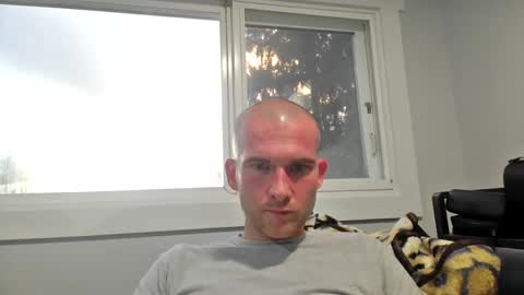 Snapshot of sscccooottt chatting on October 27, 12:47 am sscccooottt online show from October 27, 12:47 am