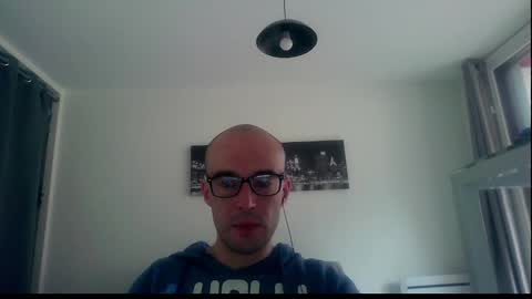 Snapshot of ssenzo chatting on February 13, 7:45 am ssenzo online show from February 13, 7:45 am