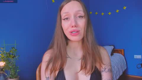 Snapshot of sshawty chatting on September 11, 5:18 am Anni if Im offline for a long time Im depressed feel free to support me offline online show from September 11, 5:18 am