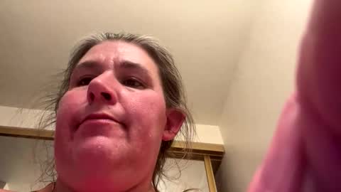 ssstackin online show from April 17, 8:34 pm