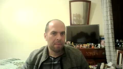 Snapshot of sstrasser chatting on December 29, 1:45 am ShYgUy online show from December 29, 1:45 am