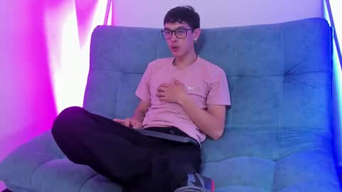 Ssweetthott online show from March 11, 12:28 pm