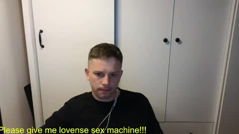 st1vemaster01 online show from May 20, 5:08 pm