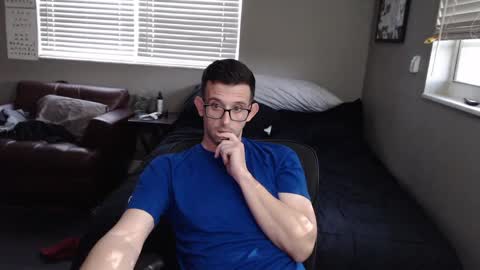 Jose online show from April 17, 10:02 pm