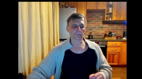 stacattoff online show from May 28, 9:01 pm