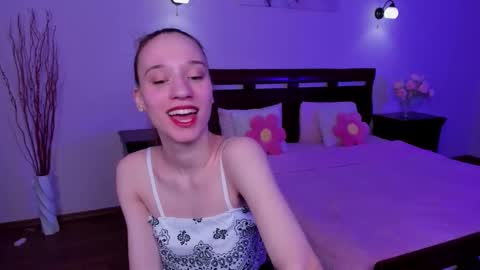 Snapshot of staceycutie chatting on March 4, 5:30 pm StaceyCutie online show from March 4, 5:30 pm