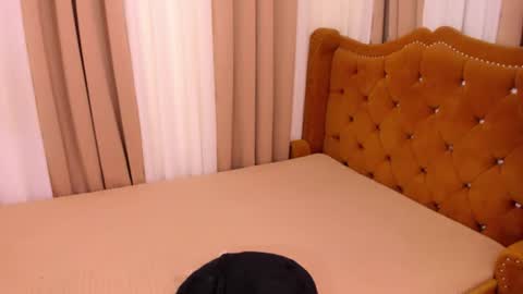 Snapshot of staceymariemojic chatting on July 24, 2:09 am staceymariemojic online show from July 24, 2:09 am
