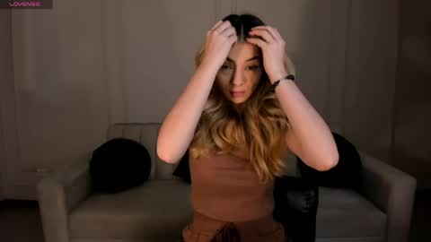 Stacy Woods online show from May 27, 10:56 am