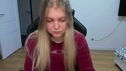 Stacy  online show from March 6, 3:13 pm