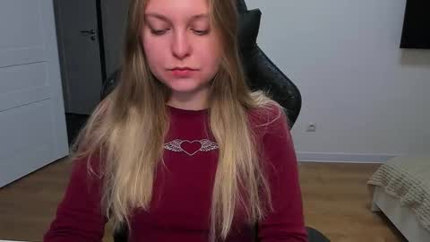 Stacy  online show from December 16, 10:53 am