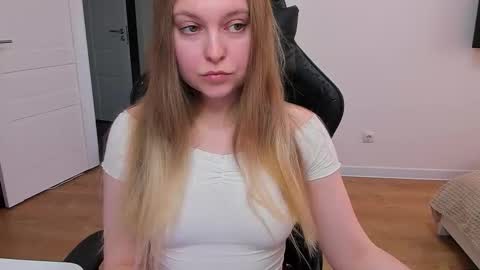 Stacy  online show from February 24, 2:26 pm