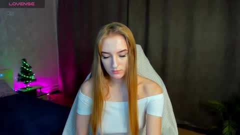 Snapshot of stacy_riiver chatting on January 10, 11:33 am Stacy Mon Tue Wed Thu Fri Sun GMT GMT 3 1000am - 0400pm online show from January 10, 11:33 am