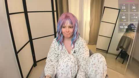 Stacy online show from February 18, 4:25 pm