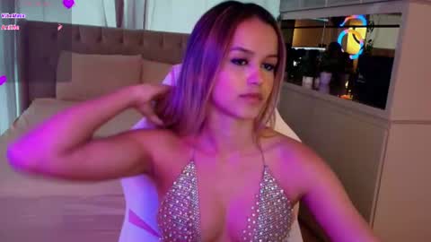 Stacy Tyler online show from July 3, 7:42 pm