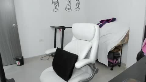 Zulma Yisset online show from March 21, 2:27 am