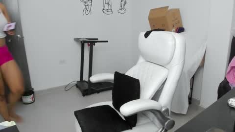 Zulma Yisset online show from March 25, 2:28 am