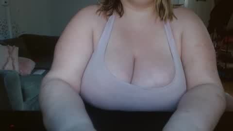 Snapshot of stacybanks434 chatting on February 2, 1:08 pm Stacy Banks online show from February 2, 1:08 pm