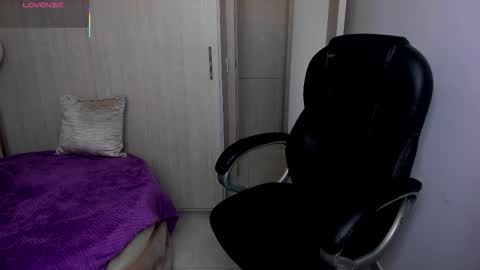 Snapshot of stacyconner chatting on February 10, 10:14 pm Stacy Conner online show from February 10, 10:14 pm