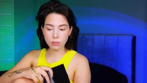 Snapshot of stacygonzales_ chatting on September 10, 6:02 am Bye bye dear See you on December 3st online show from September 10, 6:02 am