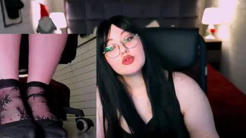 Stasey online show from May 25, 4:13 pm