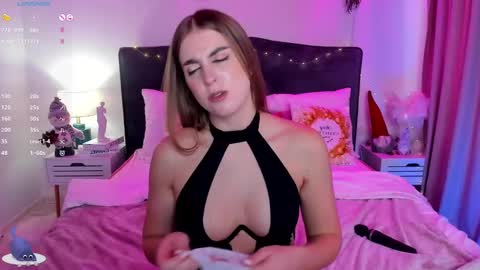 Snapshot of stacyjey chatting on January 9, 12:30 pm Stacy online show from January 9, 12:30 pm
