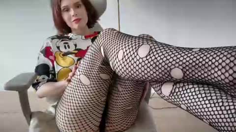 Snapshot of stacyluxxe chatting on June 18, 1:48 pm Stacy online show from June 18, 1:48 pm